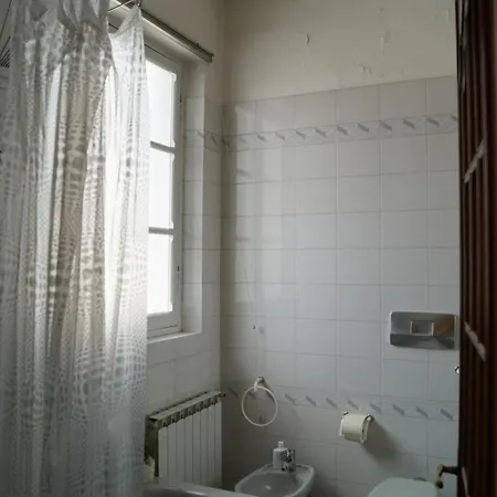 Rosa Bianca ורצ'לי