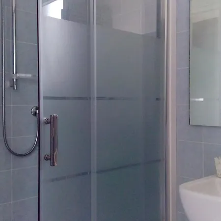 Rosa Bianca Bed & Breakfast 3*